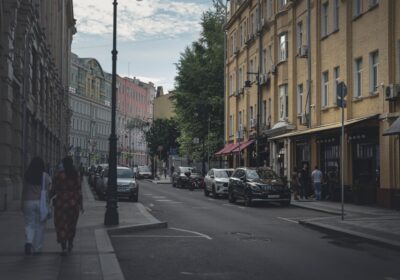 Reflecții despre mașini și libertatea pe drum