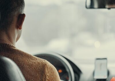 Ghid pentru Cumpărarea unei Mașini Second-Hand: Ce Să Verifici