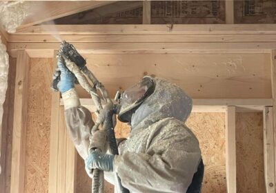 Soluția modernă de termoizolație: spumă poliuretanică aplicată professional