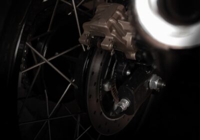 Cum să schimbi lichidul de frână