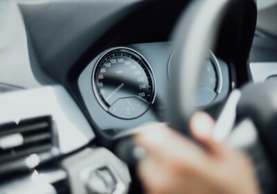 Impactul condusului agresiv asupra sistemului de frânare