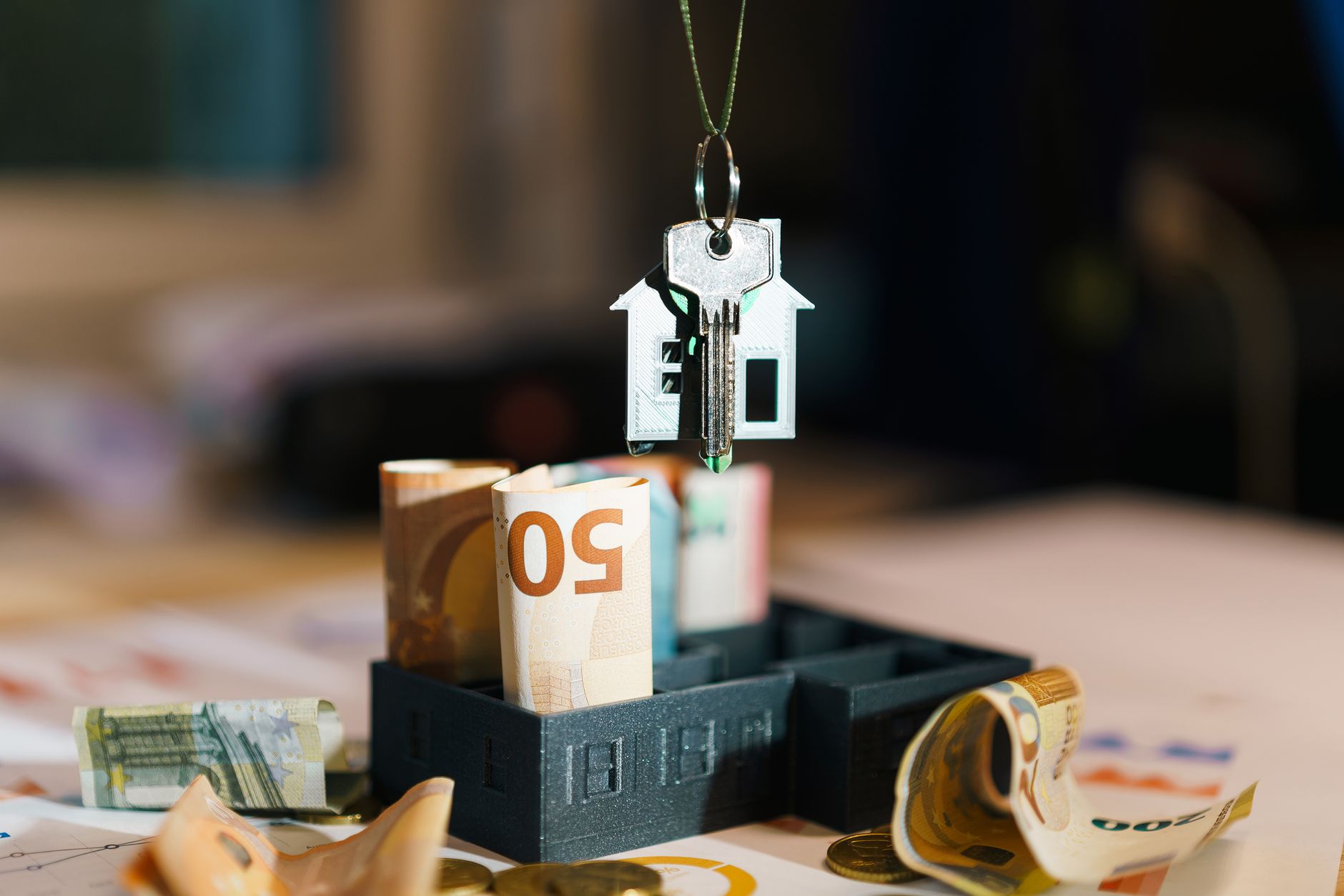 Cât costă de fapt un apartament: toate cheltuielile de la avans la intabulare